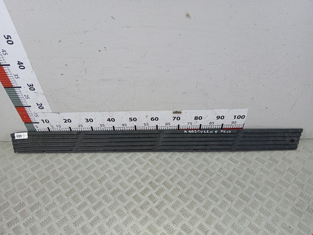 Накладка на порог Lexus LX 3 (J200) (2007-2024)