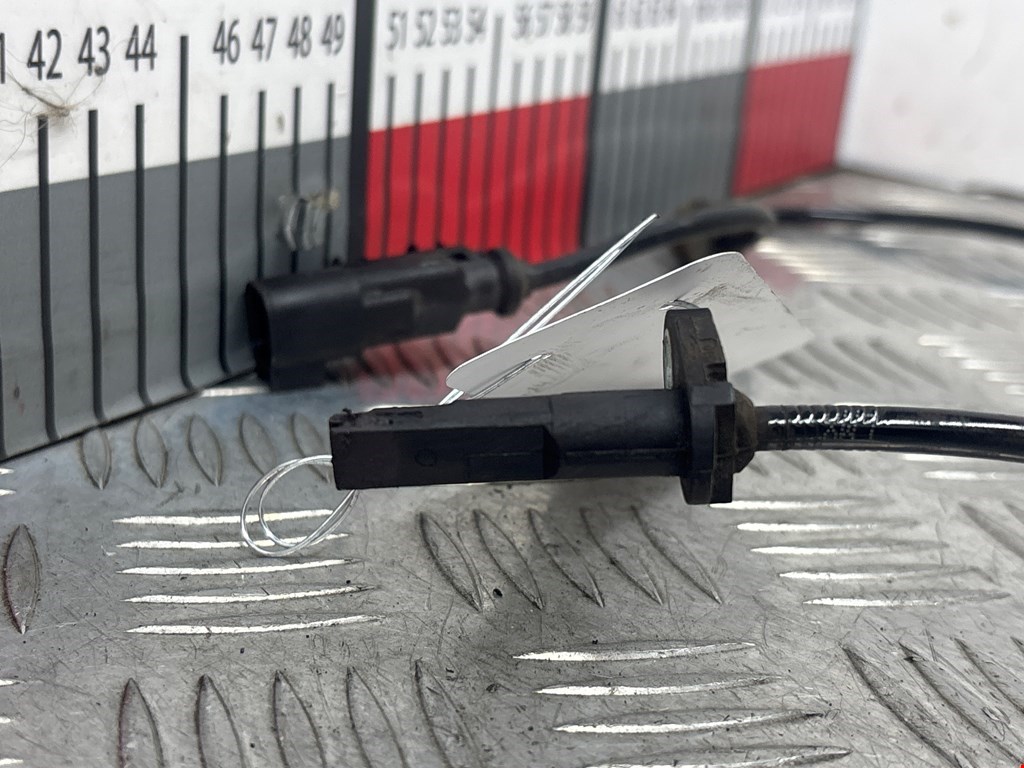 Датчик ABS задний левый TESLA Model S I 2012-н.в.