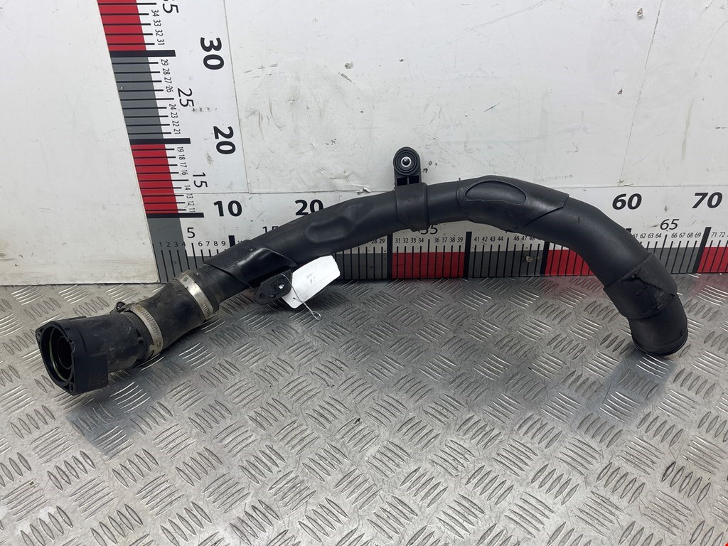 Патрубок интеркулера SEAT Altea 2004-2015