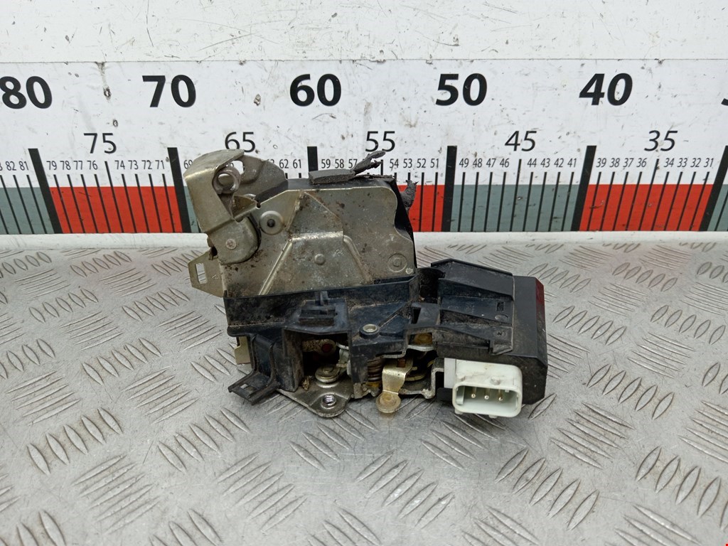 Замок двери задней правой BMW 5er 5 серия E39 1995-2004