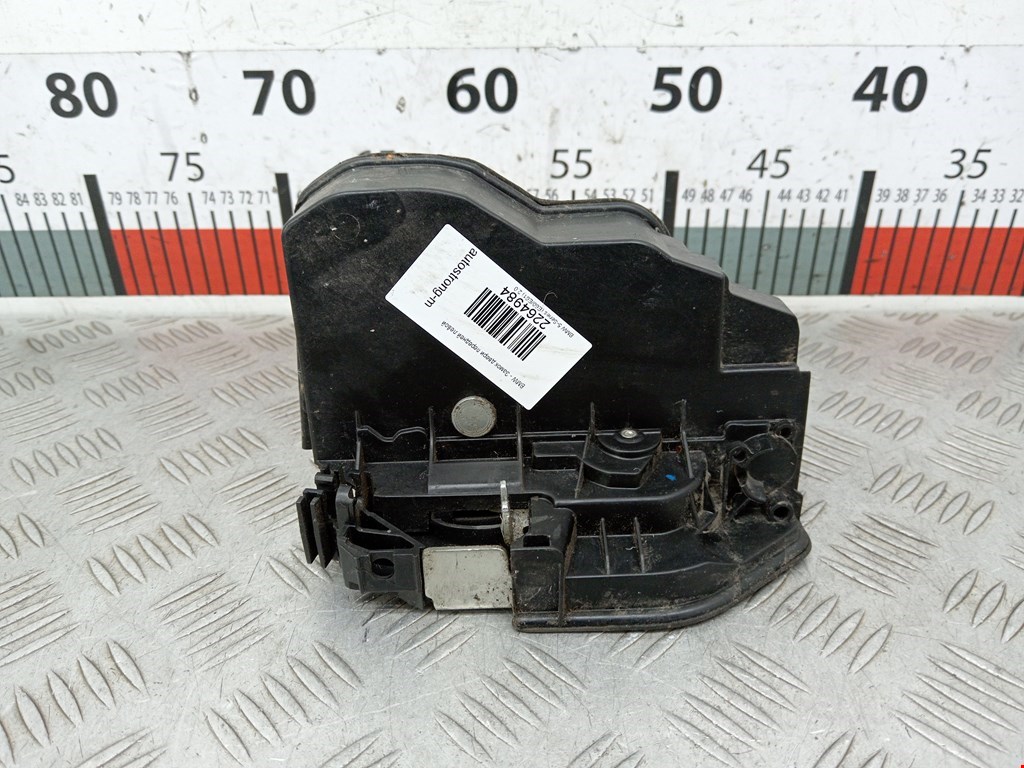 Замок двери передней левой BMW 5-Series (E60/E61) (2003-2010)