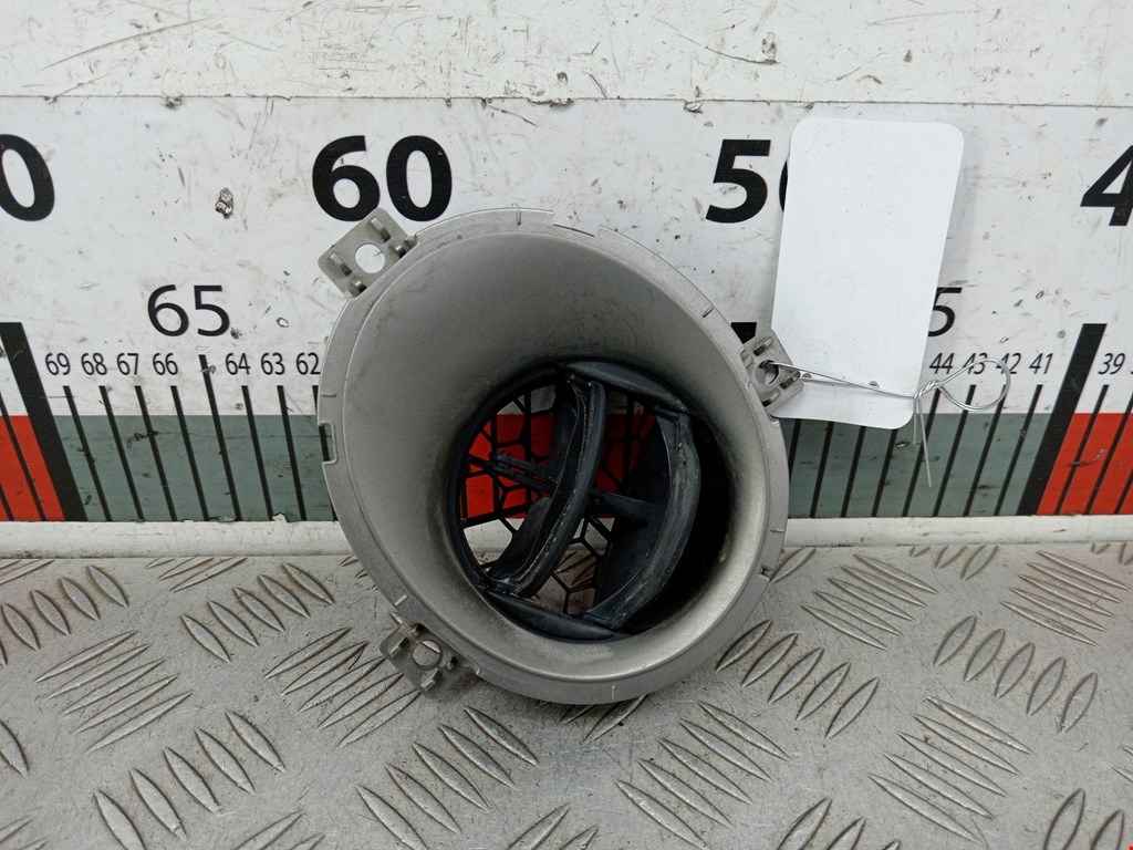 Дефлектор воздушный NISSAN Juke 2010-2019