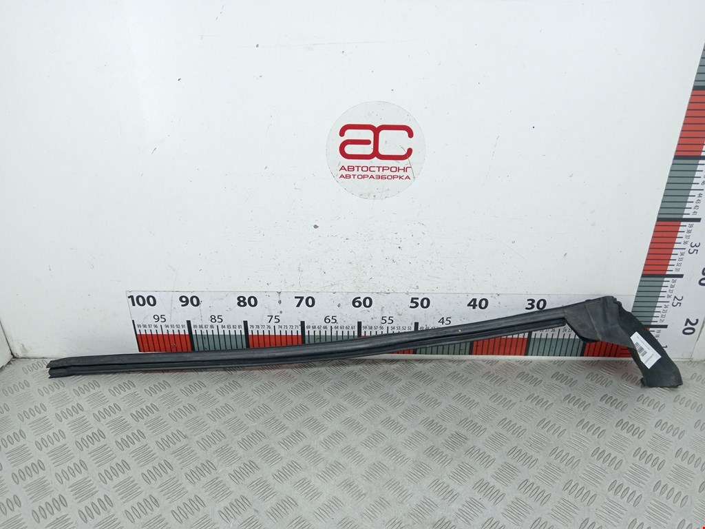 Уплотнитель (внутри) BMW 3er E90/E91 2005-2012