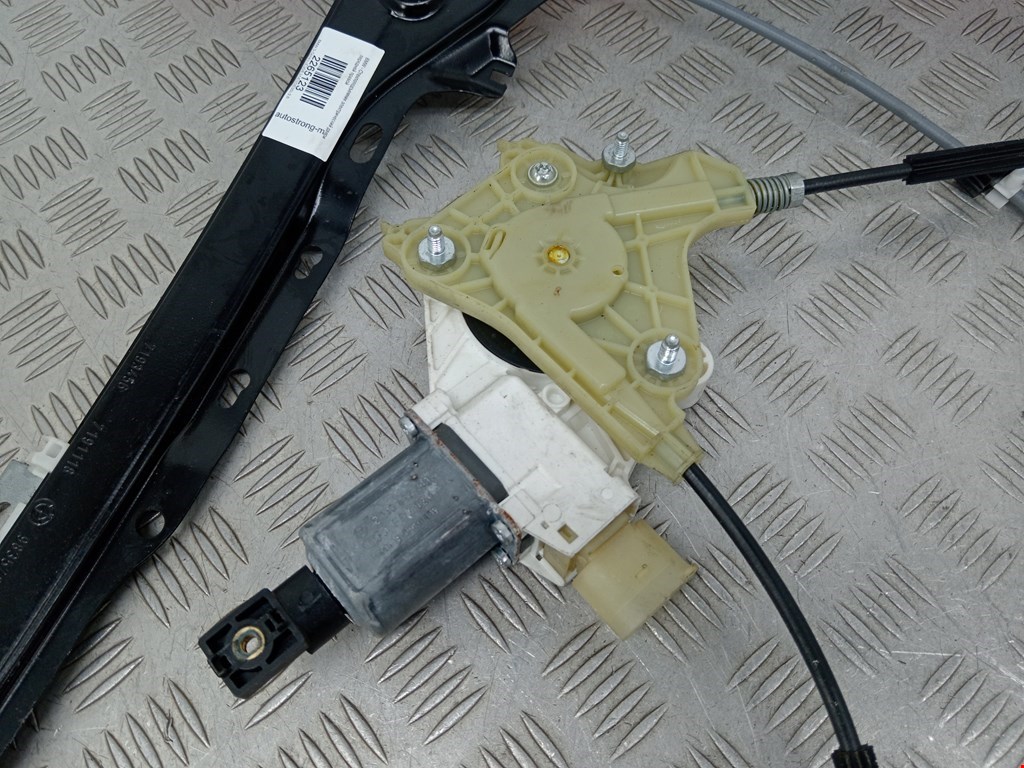 Стеклоподъемник передний правый BMW 3er E90/E91 2005-2012
