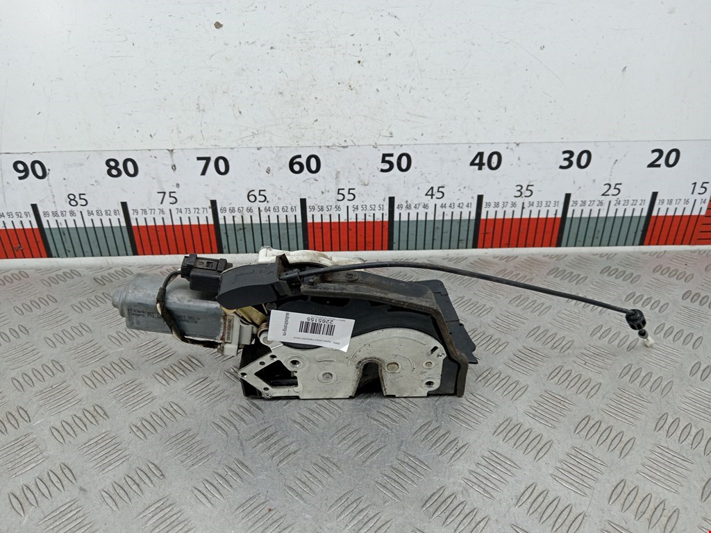 Замок двери передней левой BMW 7er 7 серия E65/E66 2001-2008