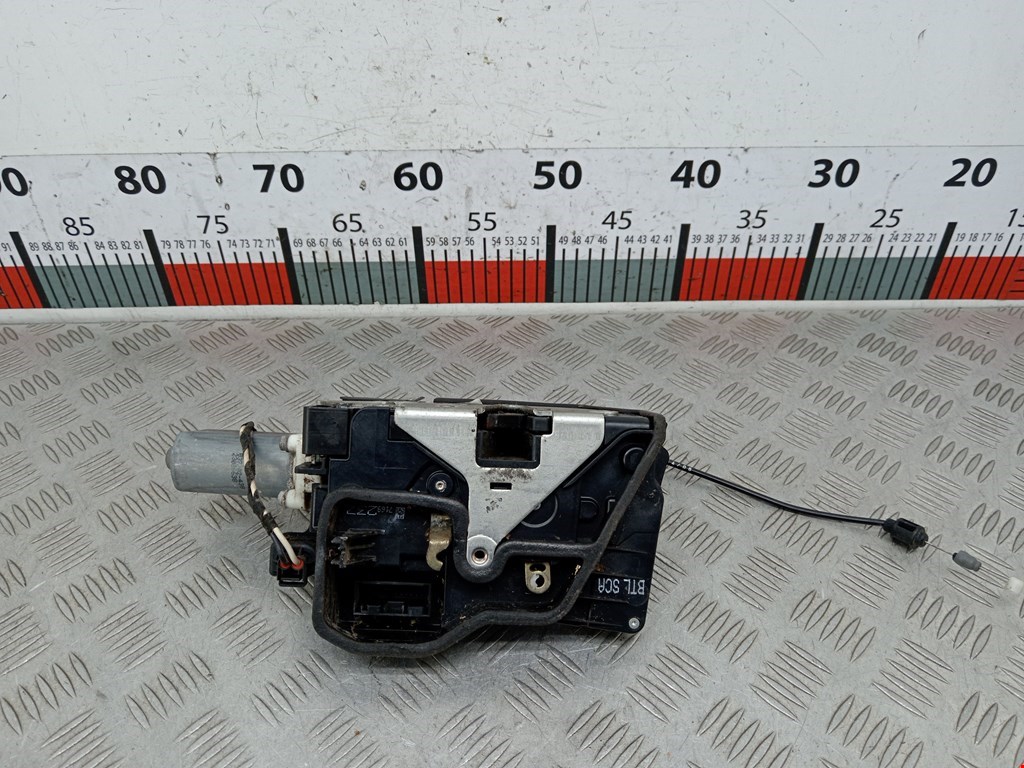 Замок двери передней левой BMW 7er 7 серия E65/E66 2001-2008