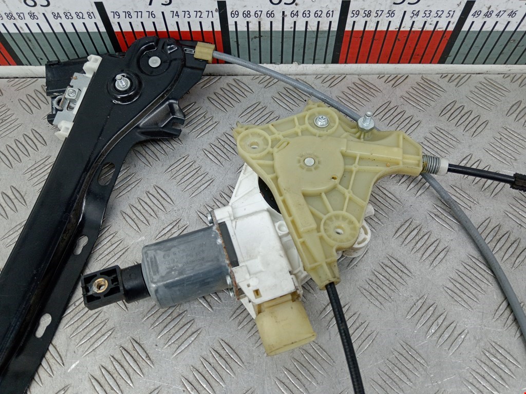 Стеклоподъемник передний правый BMW 3er E90/E91 2005-2012