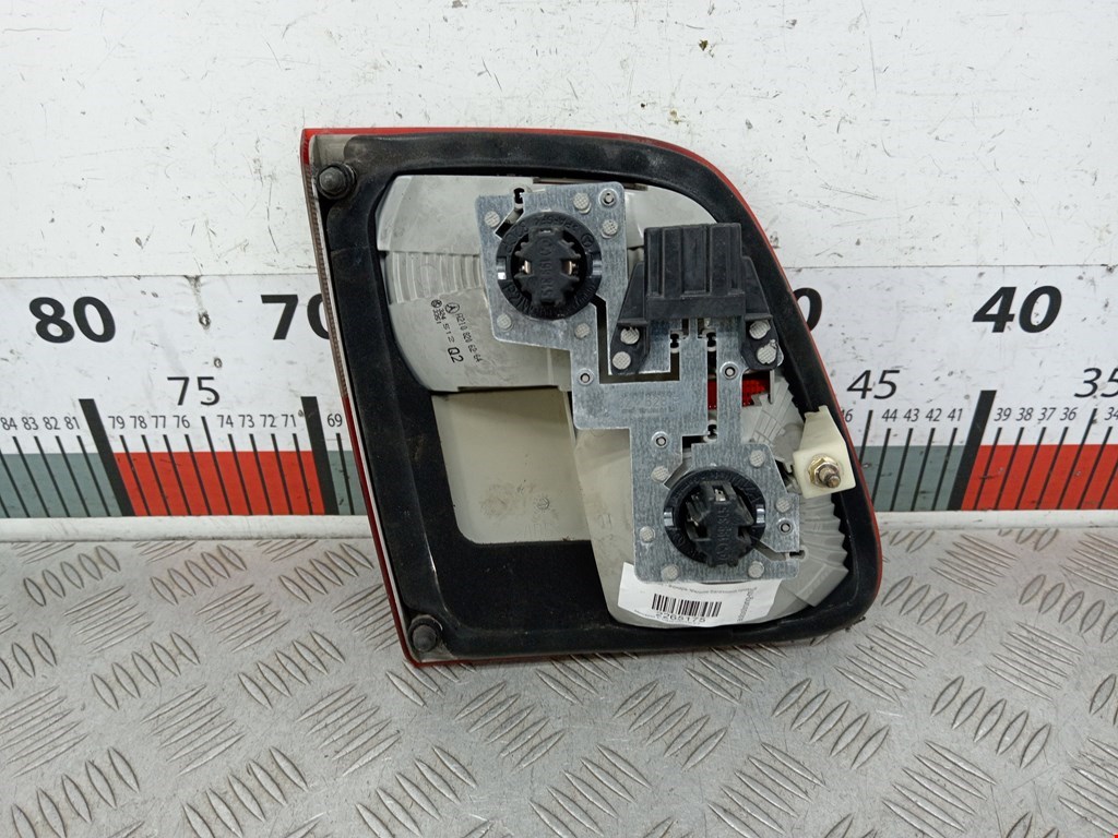 Фонарь задний внутренний правый MERCEDES-BENZ E-Class W210, S210 1995-2002