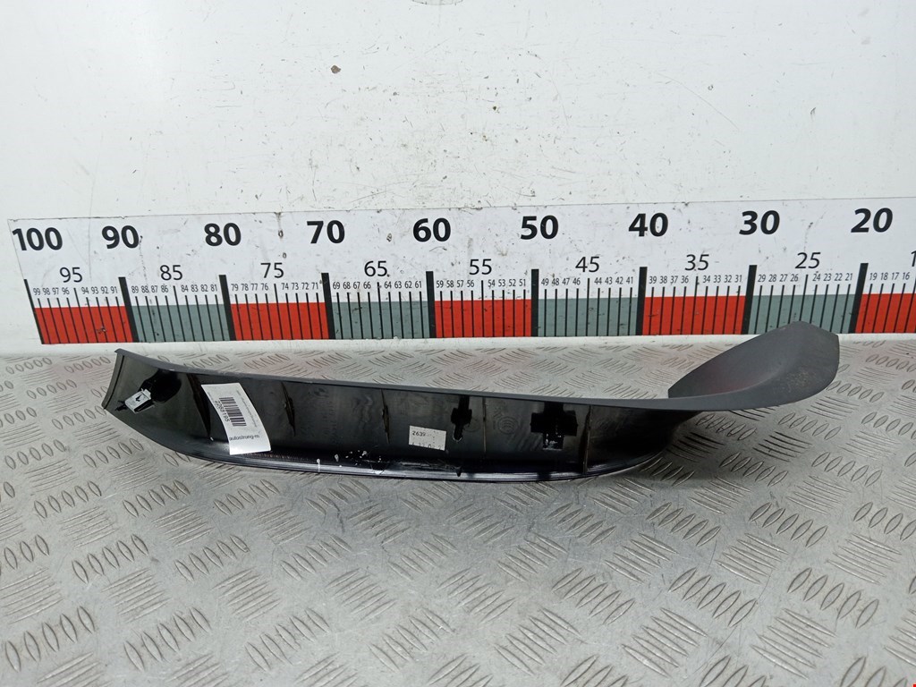 Обшивка крышки багажника BMW X5 E70 2007-2013