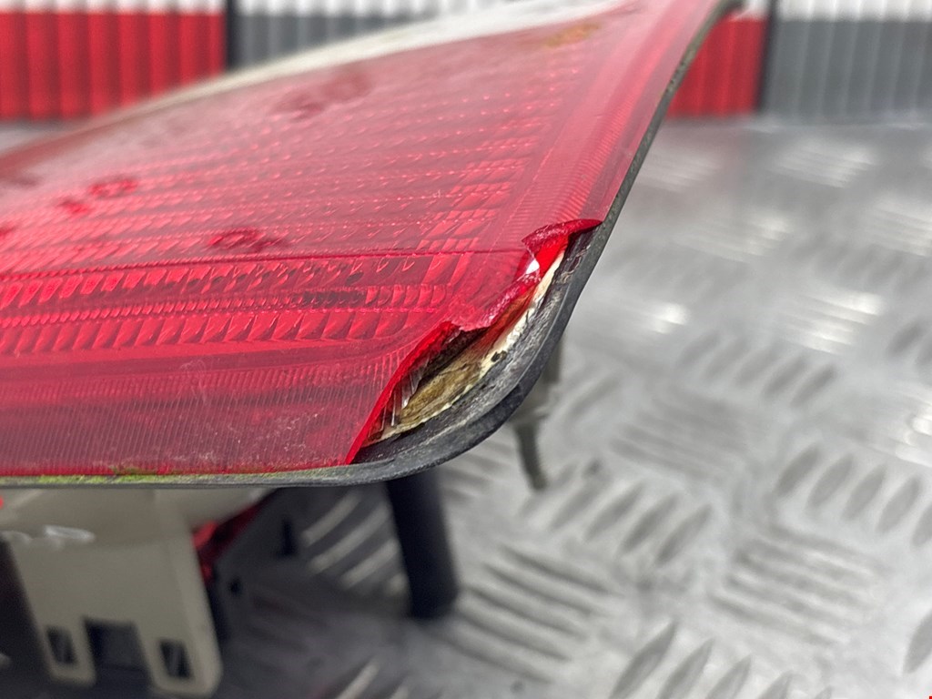 Фонарь задний левый OPEL Omega B 1994-2004