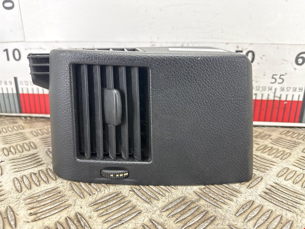 Дефлектор воздушный VOLKSWAGEN Crafter 2006-2016