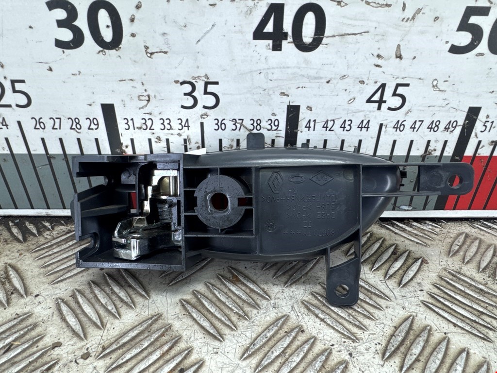 Ручка дверная задняя внутренняя правая RENAULT Koleos HY 2008-2016