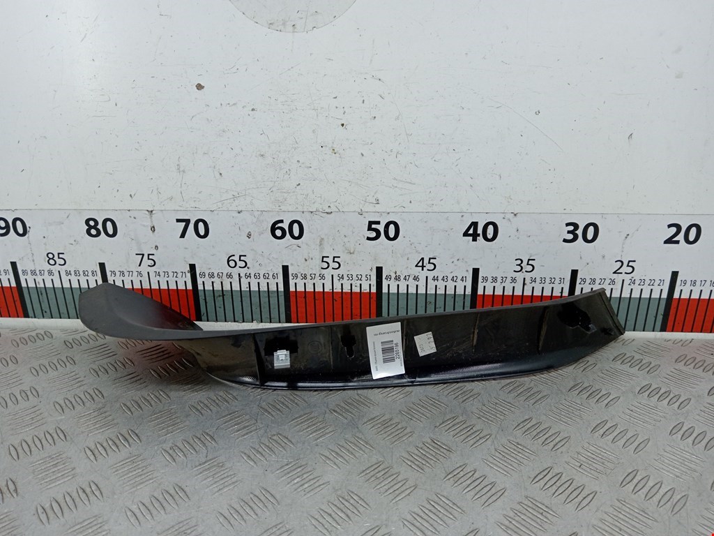 Обшивка крышки багажника BMW X5 E70 2007-2013