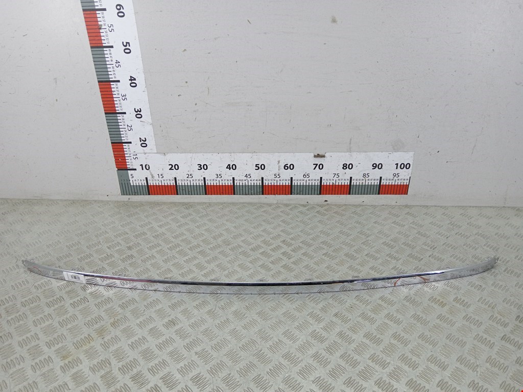 Накладка декоративная (молдинг) бампера заднего Volkswagen Touareg 2 (2010-2018)