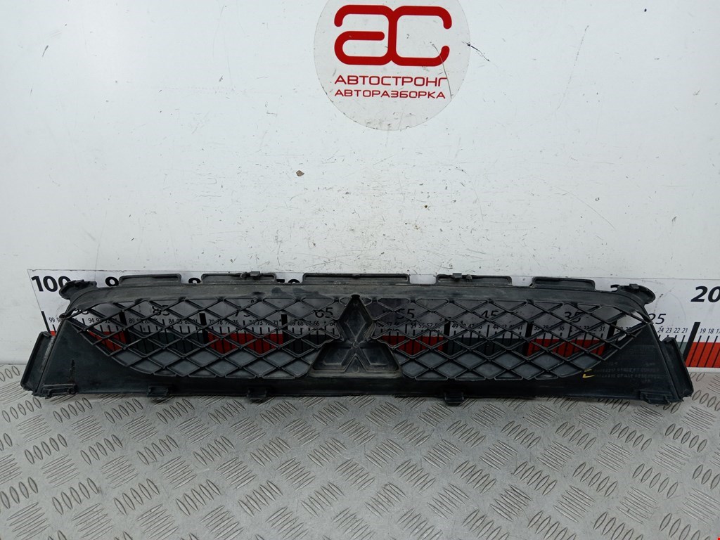 Решетка радиатора MITSUBISHI ASX 2010-н.в.