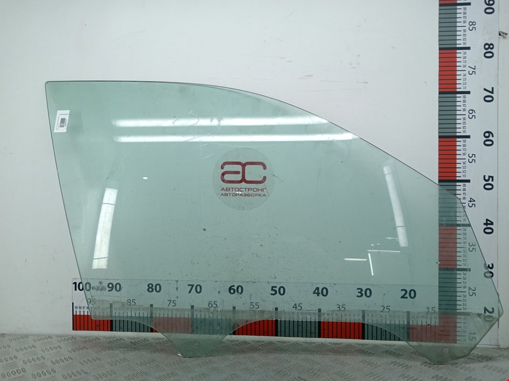 Стекло двери переднее правое BMW X5 E70 2007-2013