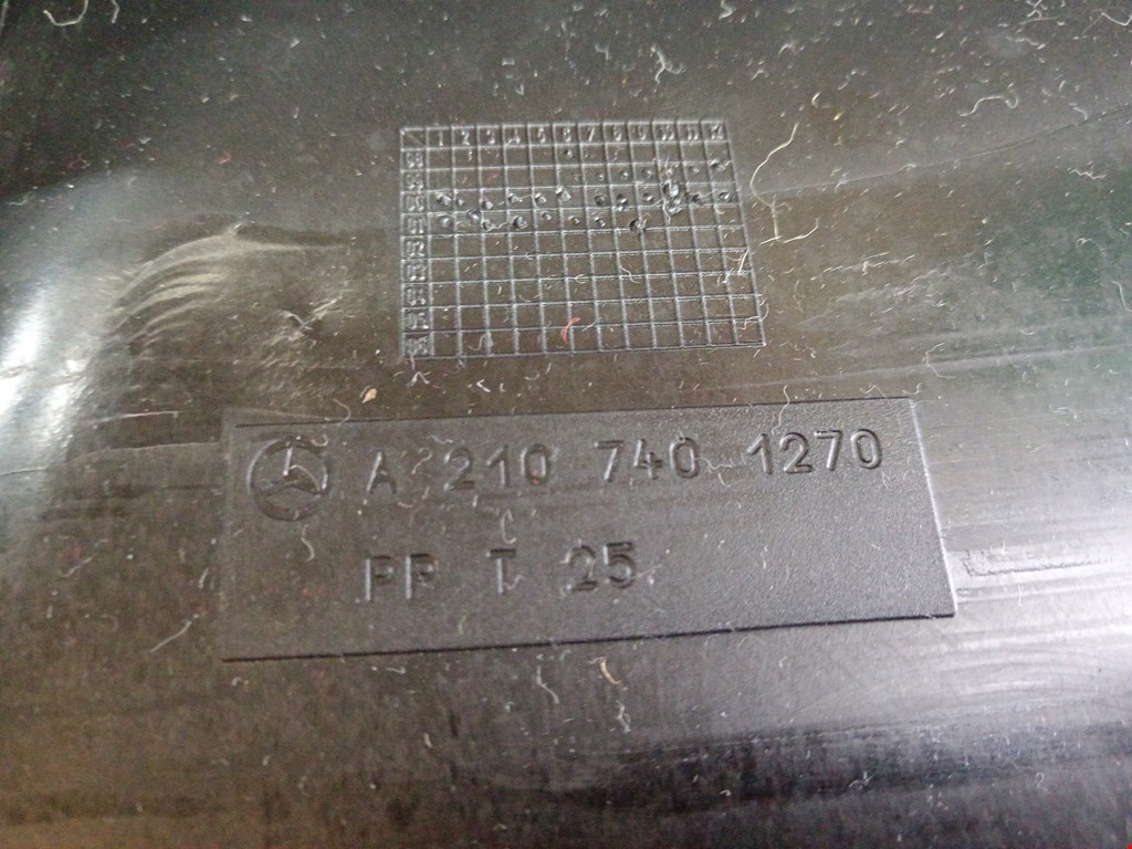 Обшивка крышки багажника MERCEDES-BENZ E-Class W210, S210 1995-2002