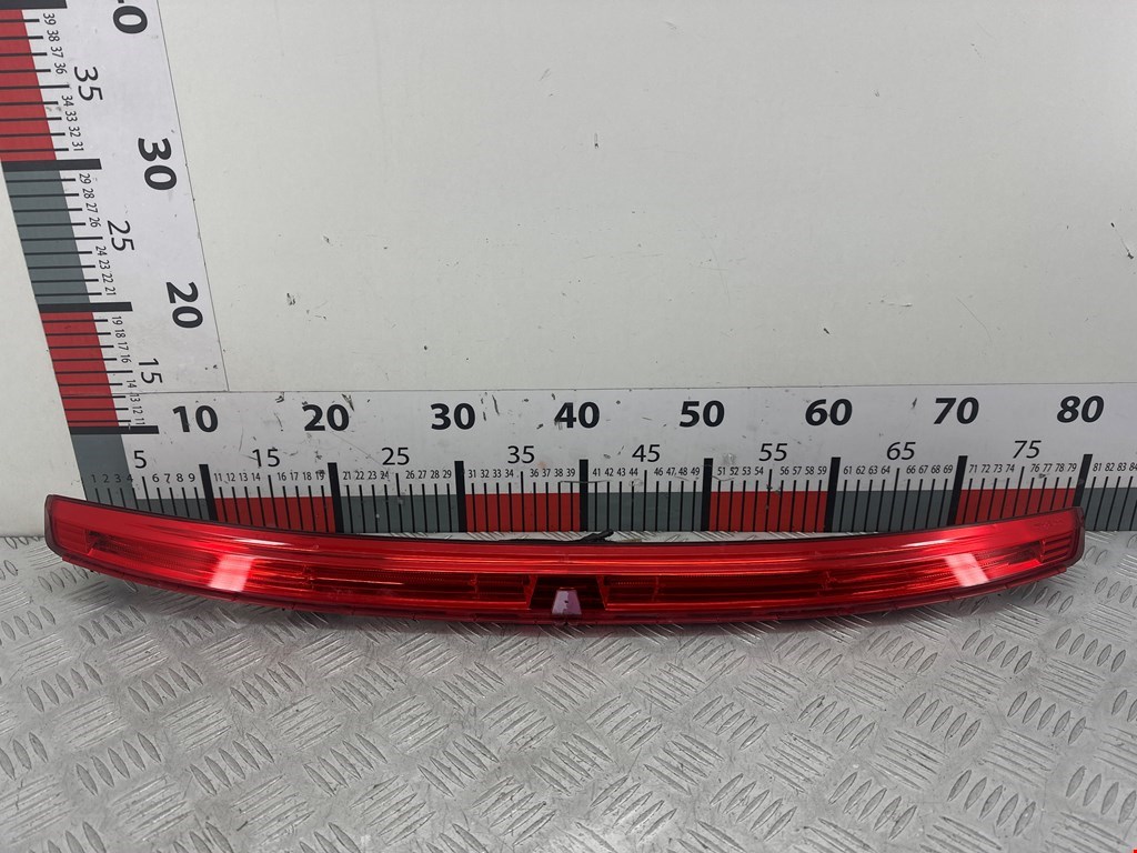 Фонарь дополнительный тормозной (стоп-сигнал) Citroen C4 Picasso 1 (2006-2013)