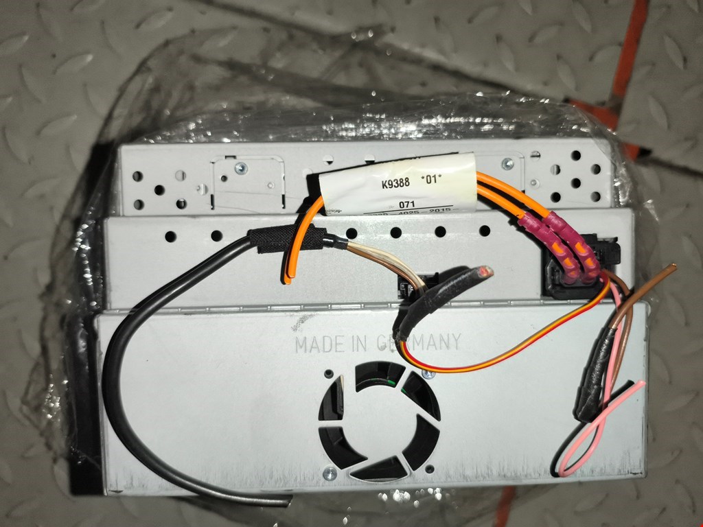 Магнитола MERCEDES-BENZ CLS-Class C219 2004-2010