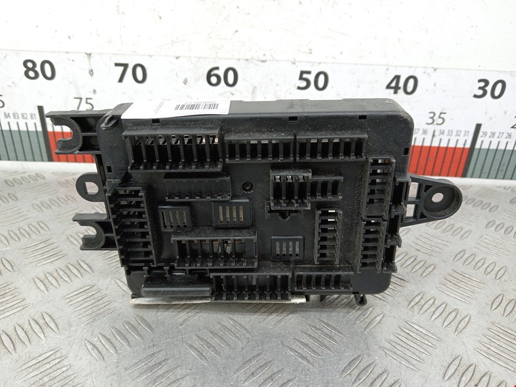 Датчик уровня в бачок омывателя BMW 3er F30/F31/F80 2011-2019