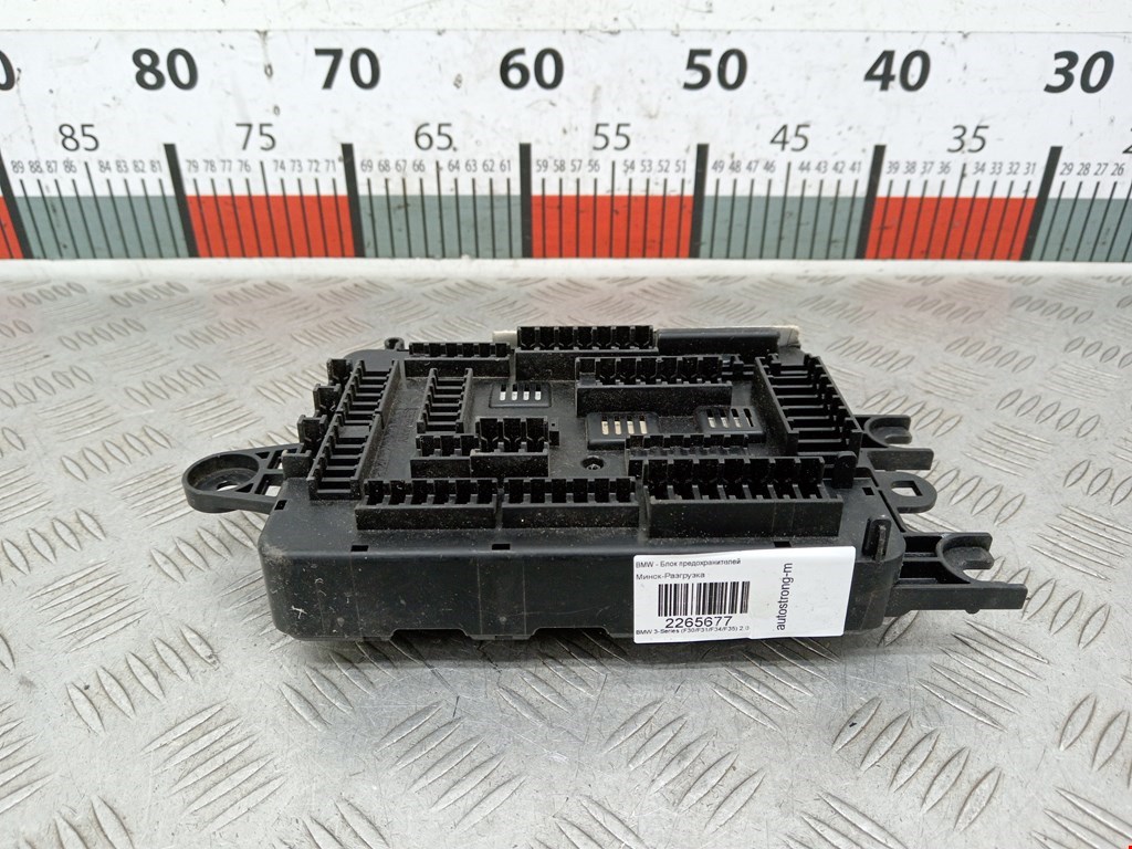 Датчик уровня в бачок омывателя BMW 3er F30/F31/F80 2011-2019