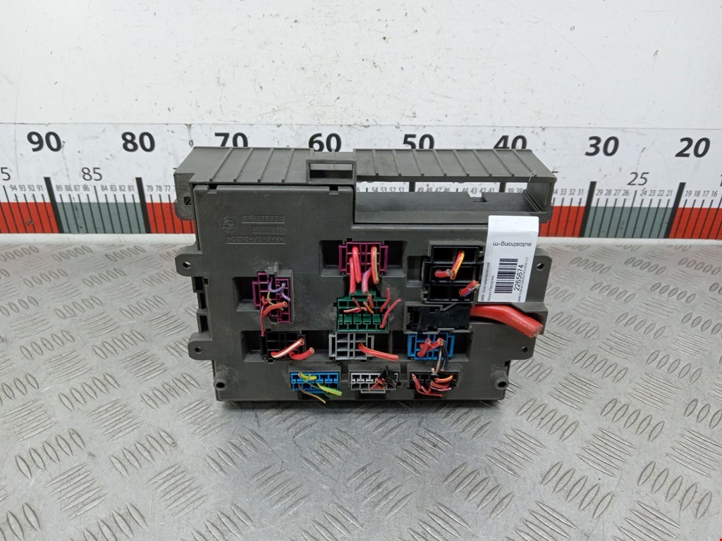 Датчик уровня в бачок омывателя BMW 3er E90/E91 2005-2012