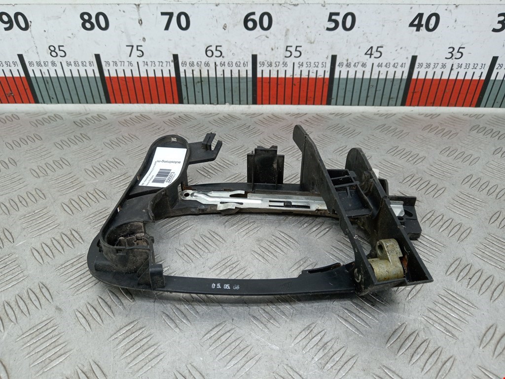 Кронштейн ручки BMW 7er 7 серия E65/E66 2001-2008