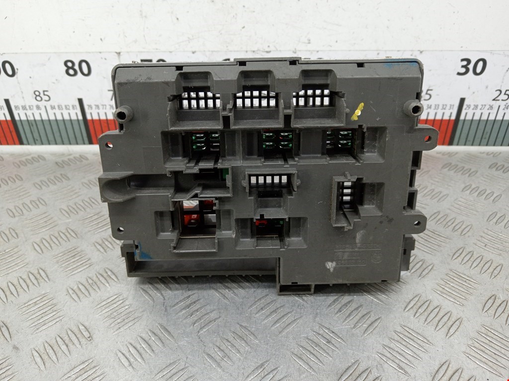 Датчик уровня в бачок омывателя BMW 3er E90/E91 2005-2012