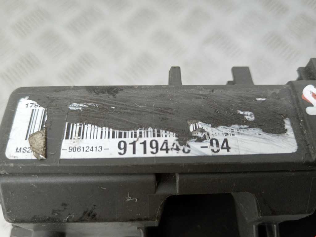 Датчик уровня в бачок омывателя BMW 3er E90/E91 2005-2012