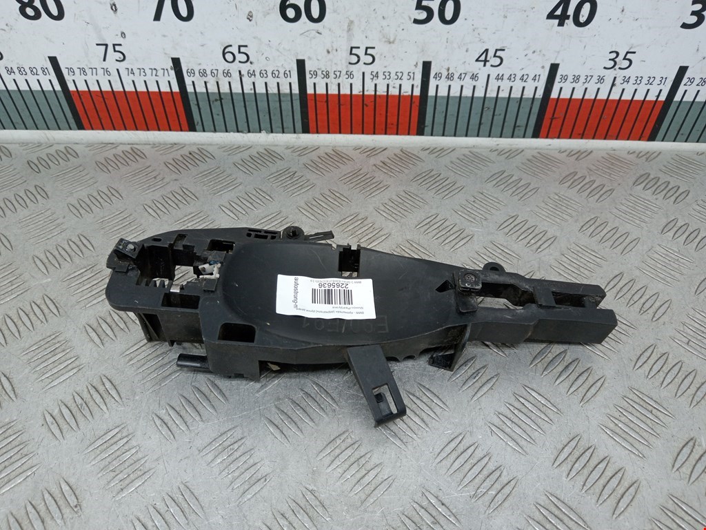 Кронштейн ручки BMW 3er E90/E91 2005-2012