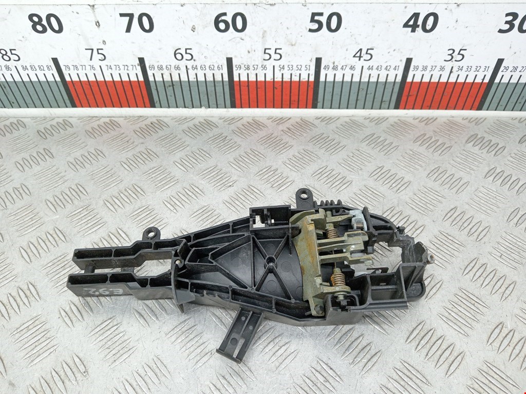 Кронштейн ручки BMW 3er E90/E91 2005-2012