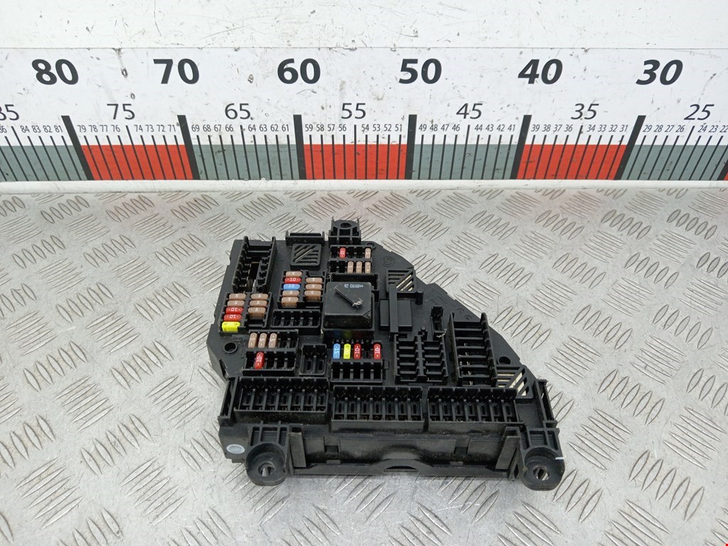 Датчик уровня в бачок омывателя BMW 5er 5 серия F10/F11/F07 2009-2017