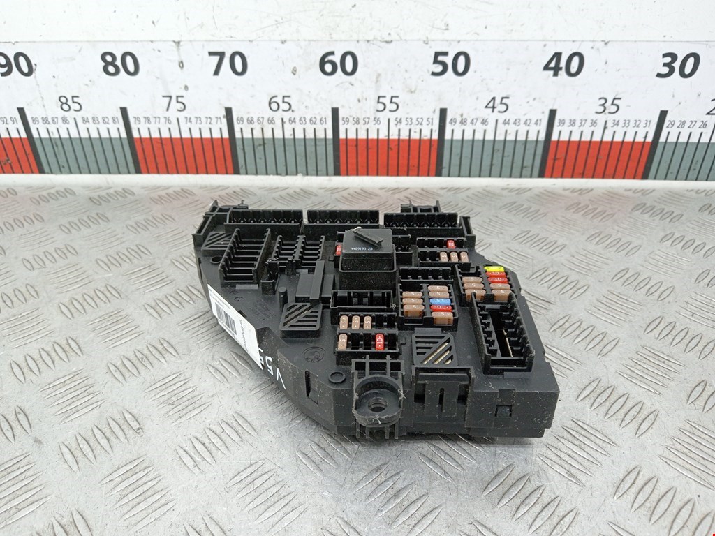 Датчик уровня в бачок омывателя BMW 5er 5 серия F10/F11/F07 2009-2017