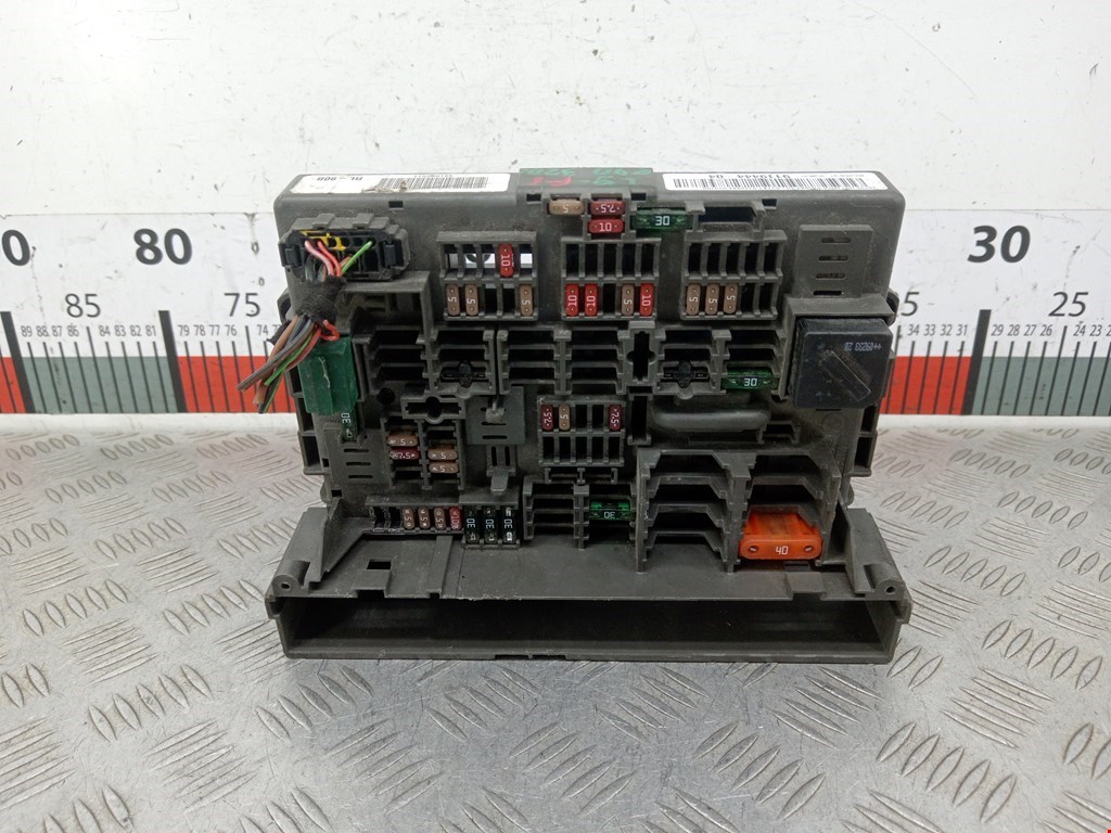 Датчик уровня в бачок омывателя BMW 3er E90/E91 2005-2012