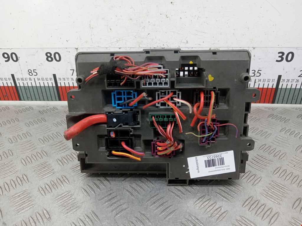 Датчик уровня в бачок омывателя BMW 3er E90/E91 2005-2012