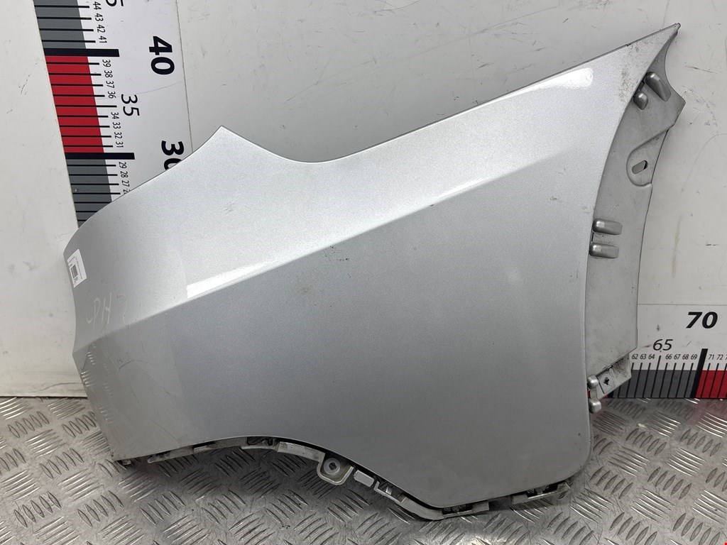 Накладка (клык) бампера правый BMW X5 (E70) (2006-2013)