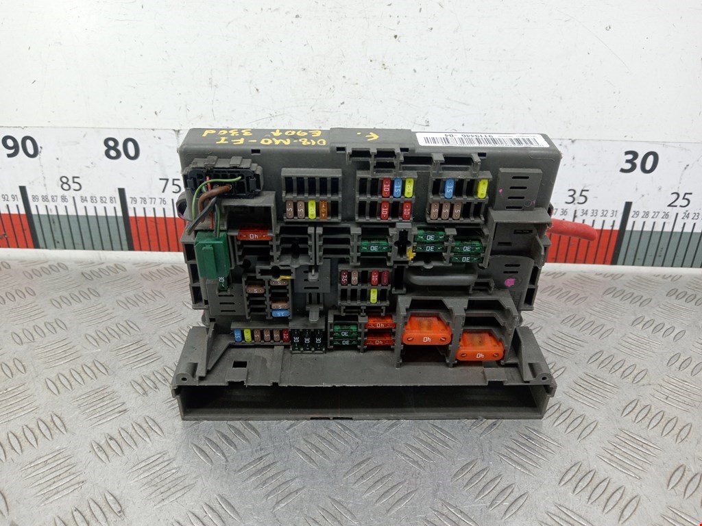 Датчик уровня в бачок омывателя BMW 3er E90/E91 2005-2012