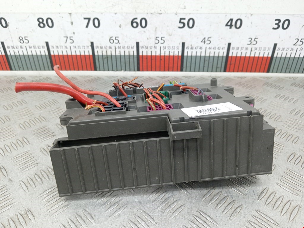 Датчик уровня в бачок омывателя BMW 3er E90/E91 2005-2012