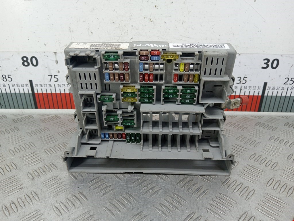 Датчик уровня в бачок омывателя BMW 3er E90/E91 2005-2012