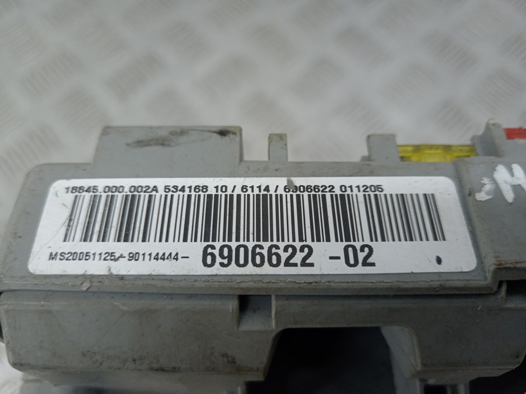 Датчик уровня в бачок омывателя BMW 3er E90/E91 2005-2012