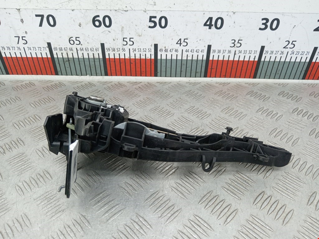 Кронштейн ручки BMW X5 F15/F85 2013-2018