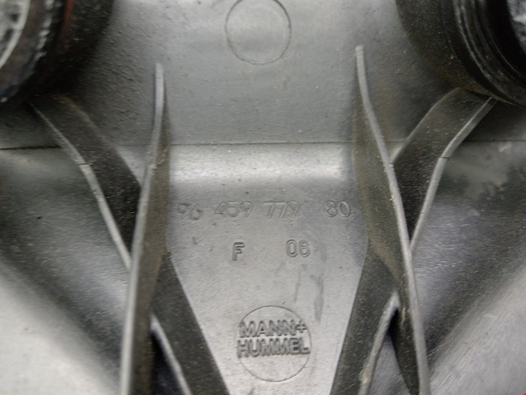 Крышка головки блока (клапанная) CITROEN C5 I 2001-2008