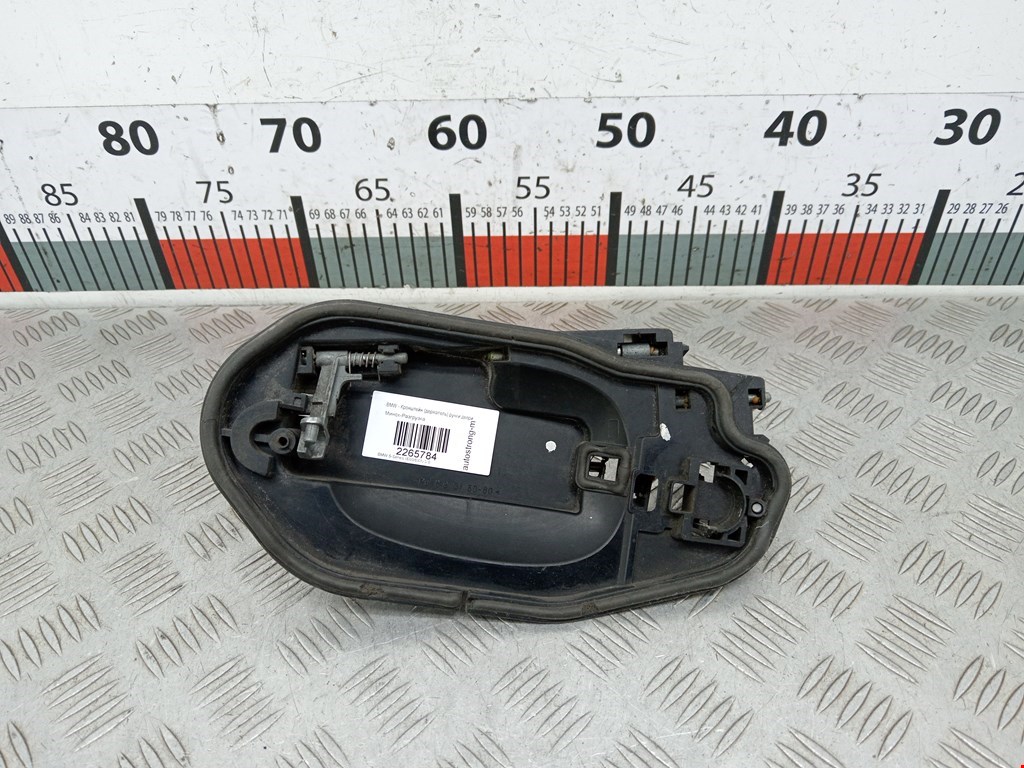 Кронштейн (держатель) ручки двери BMW 5-Series (E60/E61) (2003-2010)