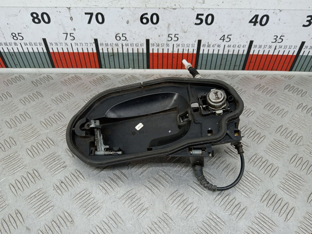 Кронштейн (держатель) ручки двери BMW 5-Series (E60/E61) (2003-2010)