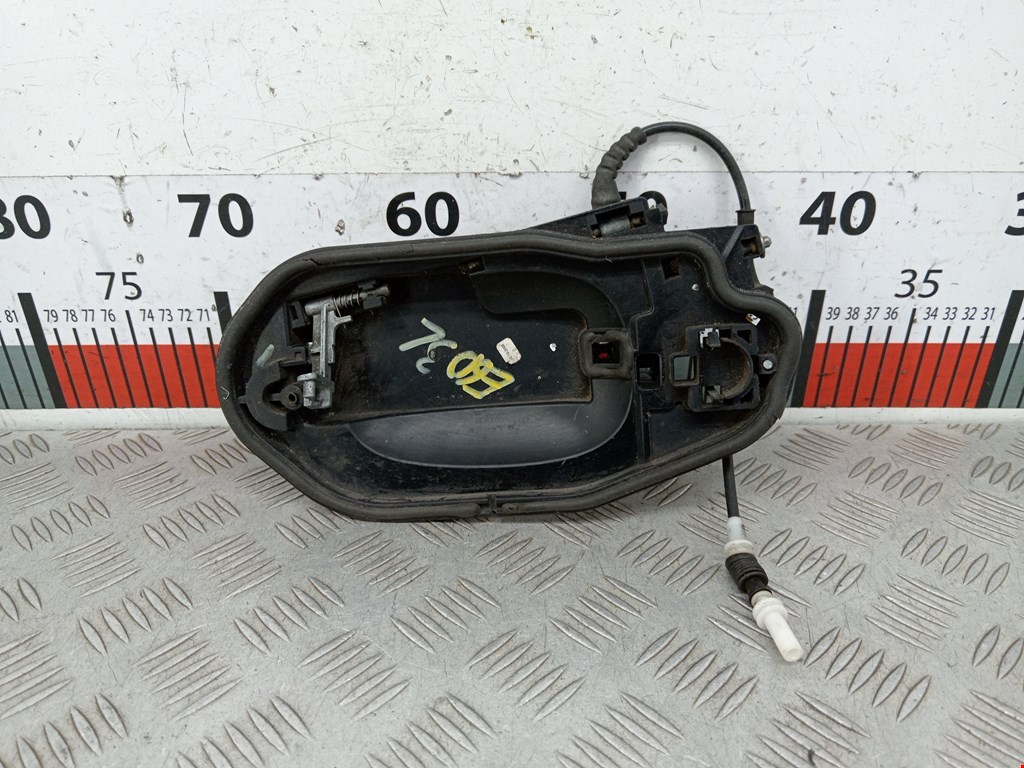 Кронштейн (держатель) ручки двери BMW 5-Series (E60/E61) (2003-2010)