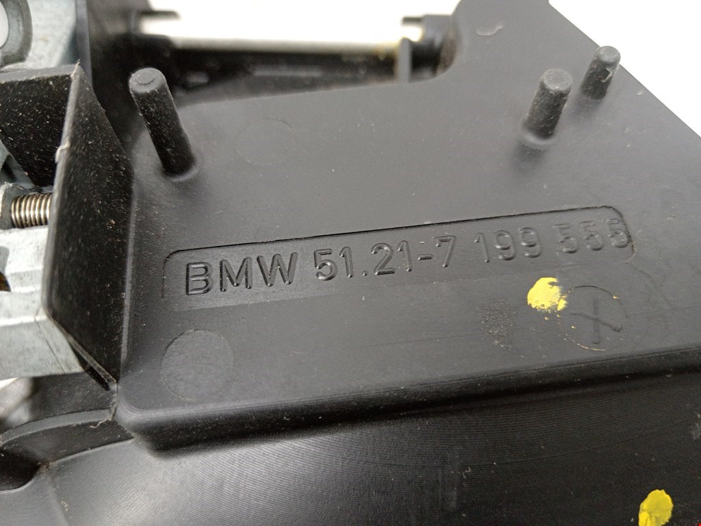 Кронштейн ручки BMW 5er 5 серия E60/E61 2003-2010