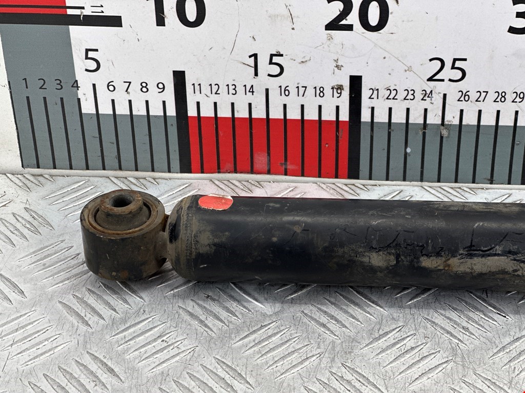 Амортизатор задний левый=правый NISSAN Juke 2010-2019