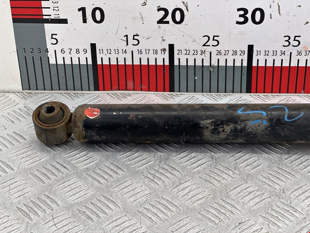 Амортизатор задний левый=правый NISSAN Juke 2010-2019