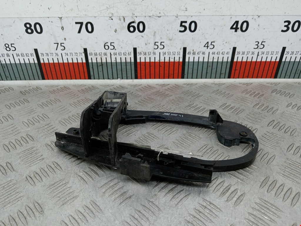 Кронштейн ручки BMW 7er 7 серия E65/E66 2001-2008