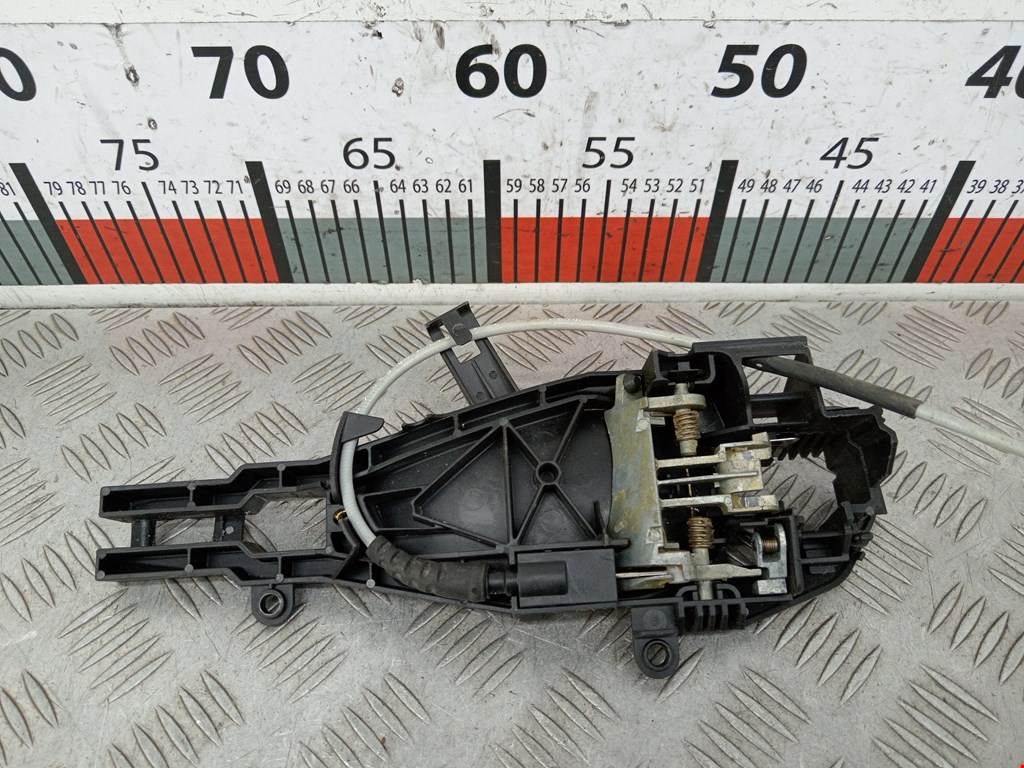 Кронштейн ручки BMW 3er E90/E91 2005-2012